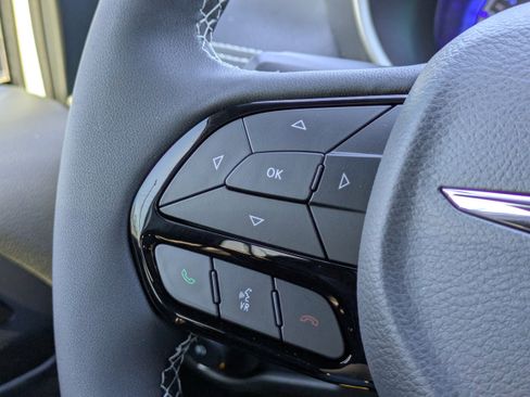 New 2026 Chrysler Pacifica Select image 28