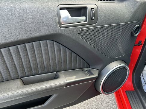 Used 2014 Ford Mustang Shelby GT500 w/ Equipment Group 821A image 19