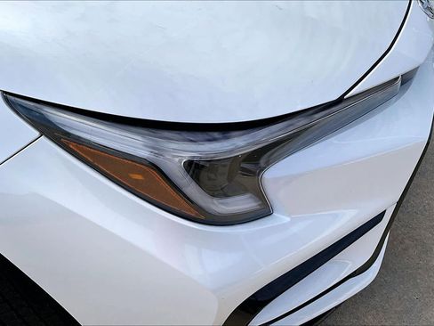 Used 2025 Toyota Corolla SE image 27