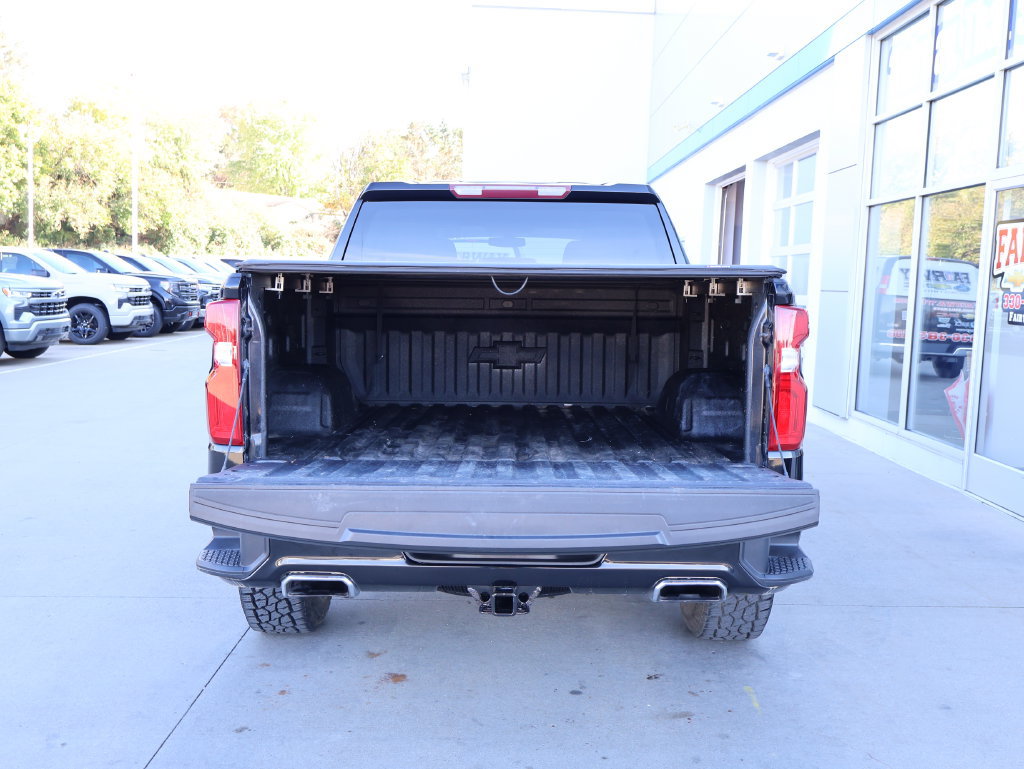 Used 2022 Chevrolet Silverado 1500 RST AWD/4WD image 31