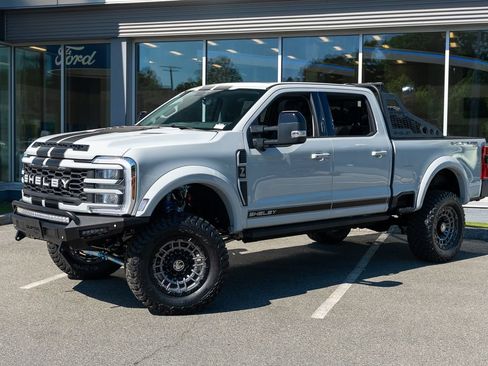 New 2026 Ford F250 Lariat w/ Black Appearance Package AWD/4WD image 2