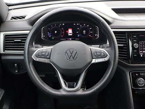 Used 2020 Volkswagen Atlas Cross Sport SEL Premium R-Line image 21