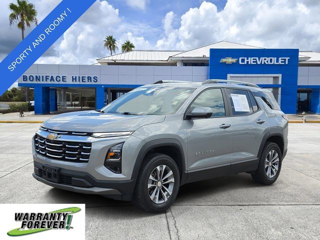 Used 2025 Chevrolet Equinox LT w/ Convenience Package II FWD image 2