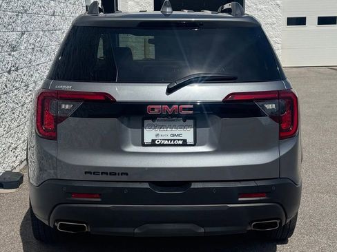 Used 2022 GMC Acadia SLE w/ Elevation Edition image 6
