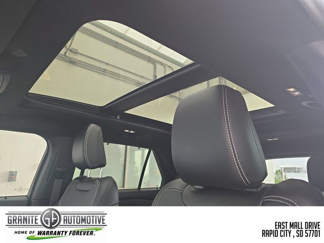 Used 2023 Ford Explorer ST w/ Equipment Group 401A AWD/4WD image 22