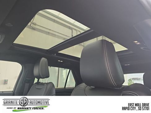 Used 2023 Ford Explorer ST w/ Equipment Group 401A AWD/4WD image 22