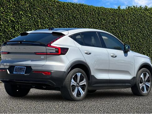 Used 2023 Volvo C40 P8 Recharge Plus AWD/4WD image 4