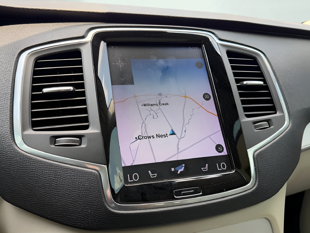 Used 2018 Volvo XC90 T5 Momentum w/ Convenience Package AWD/4WD image 46