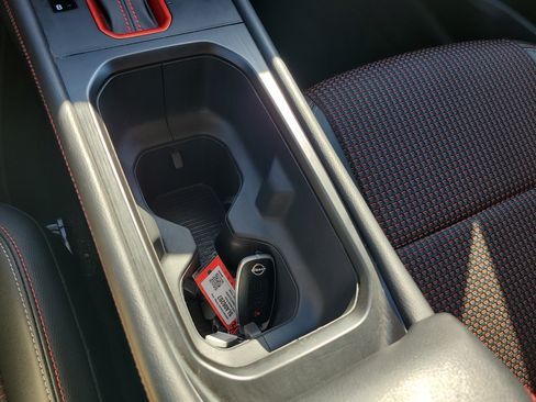 Used 2025 Nissan Kicks SR FWD image 24