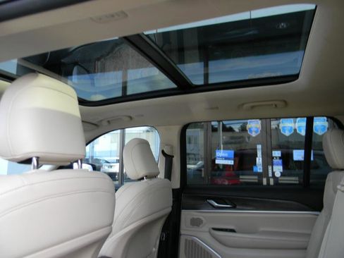 Used 2021 Jeep Grand Cherokee L Limited w/ Trailer Tow Group (B) image 21