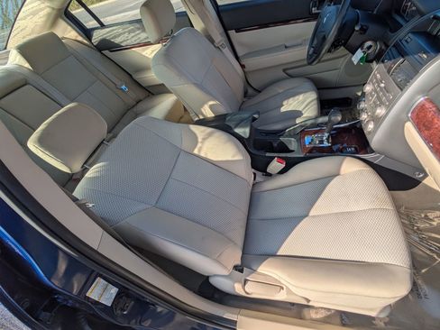 Used 2009 Mitsubishi Galant ES image 24