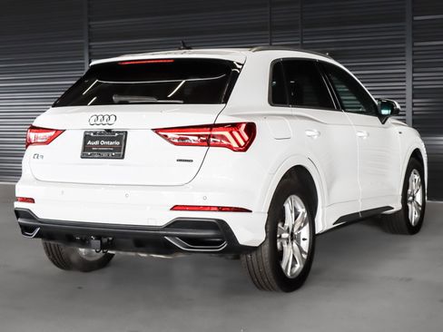 Certified 2024 Audi Q3 2.0T Premium Plus w/ Premium Plus Package image 17