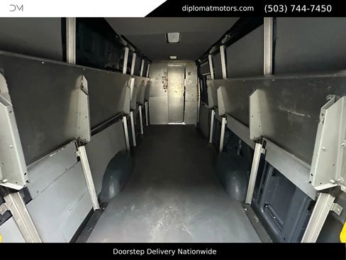 Used 2019 Mercedes-Benz Sprinter 170 image 33