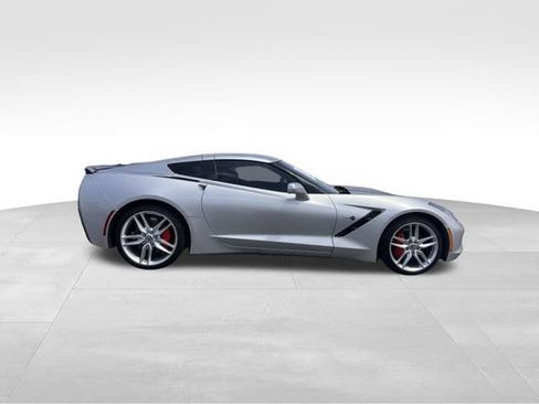 Used 2018 Chevrolet Corvette Stingray Coupe w/ Carbon Flash Badge Package RWD image 6