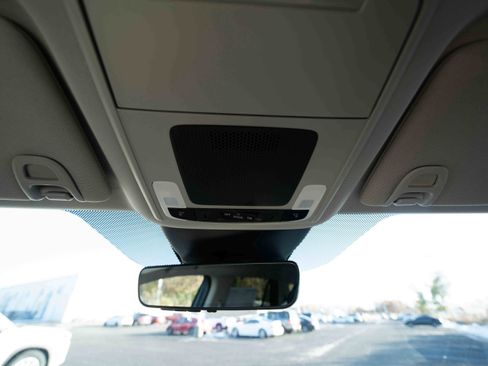 New 2025 Honda Pilot EX-L image 18