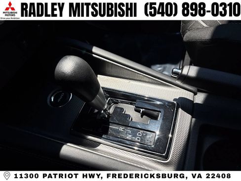 Used 2024 Mitsubishi Outlander Sport AWD image 11