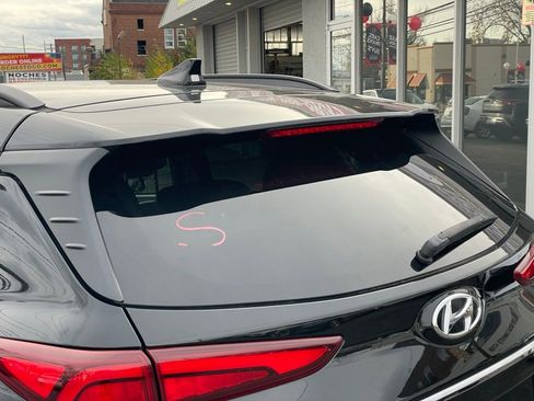 Used 2023 Hyundai Kona Limited image 34