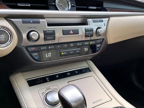 Used 2017 Lexus ES 350 image 32