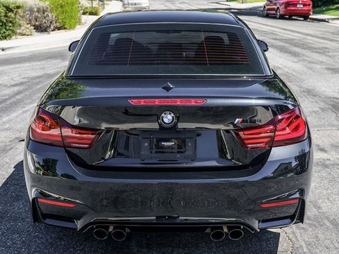Used 2020 BMW M4 Convertible w/ Competition Package RWD image 15