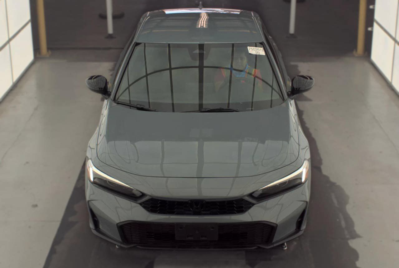 Used 2026 Honda Civic Sport image 2