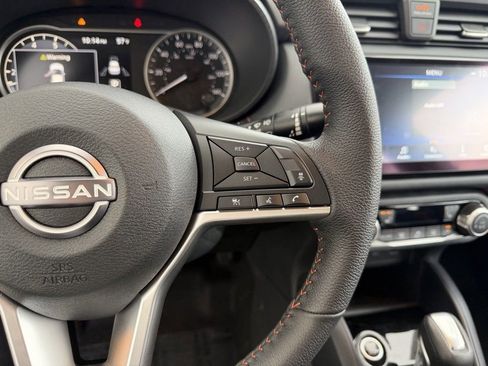 New 2025 Nissan Versa SR w/ Trunk Package image 17