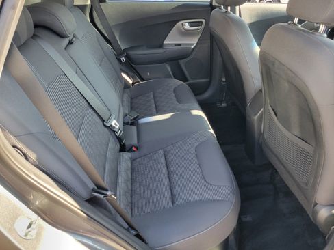 Used 2018 Kia Niro LX image 14