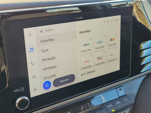 Used 2025 Toyota Camry LE image 25