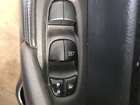 Used 2017 Nissan Rogue S FWD image 20