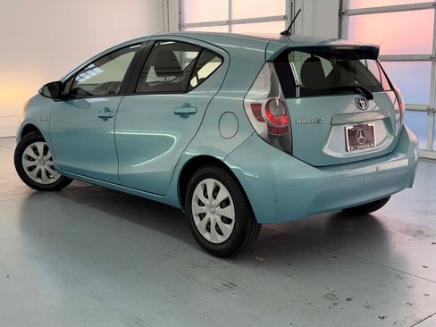 Used 2013 Toyota Prius C Two FWD image 3