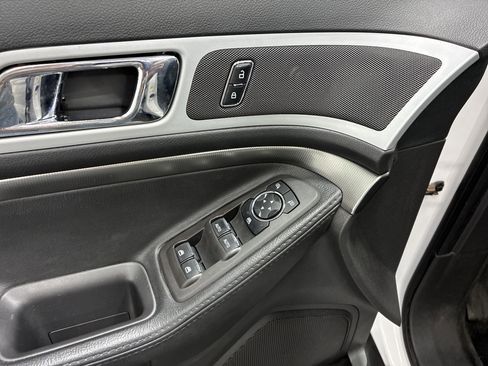 Used 2014 Ford Explorer Sport AWD/4WD image 15