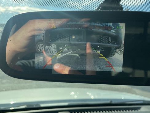 Used 2017 Nissan Frontier SV image 21