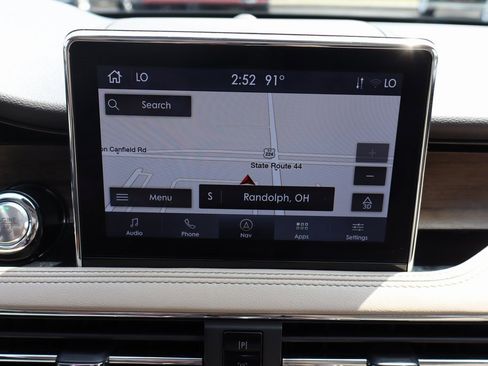 Used 2022 Lincoln Corsair Reserve w/ Equipment Group 201A image 7