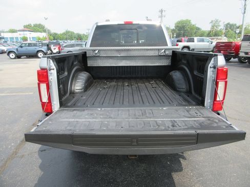 Used 2021 Ford F250 Lariat w/ Lariat Ultimate Package AWD/4WD image 7