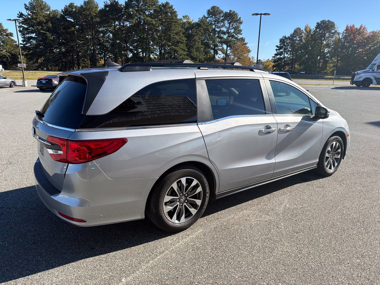 Used 2024 Honda Odyssey EX-L image 11