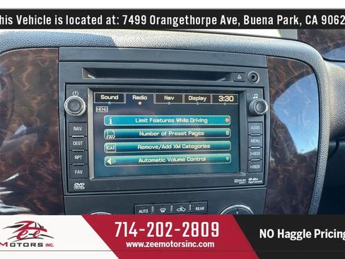 Used 2011 GMC Yukon XL Denali AWD/4WD image 31