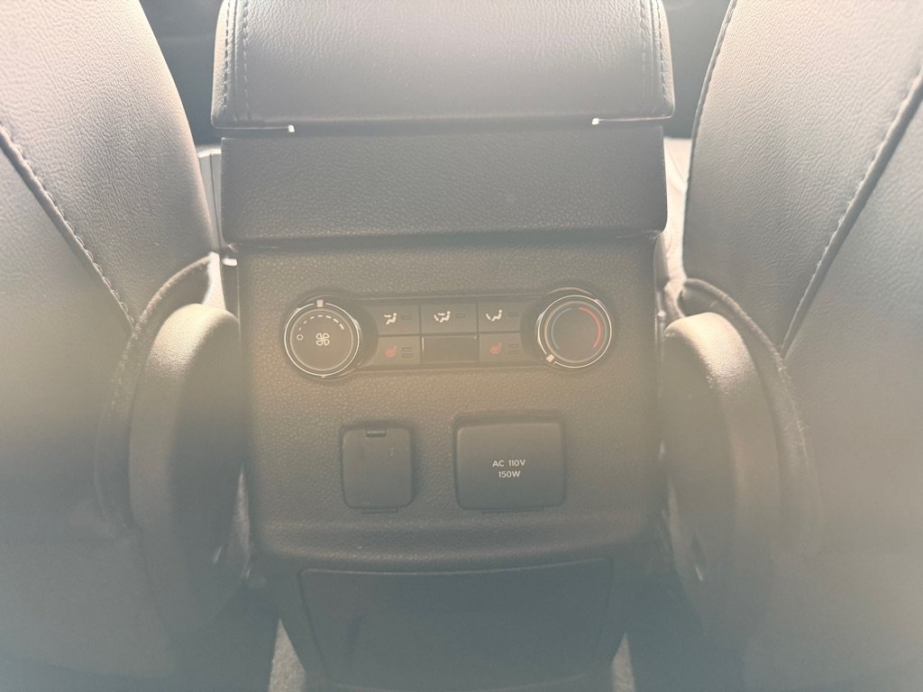 Used 2014 Ford Explorer Limited w/ Equipment Group 302A AWD/4WD image 30