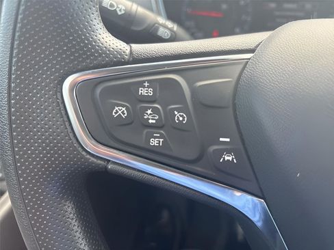 Used 2024 Chevrolet Equinox LS FWD image 21