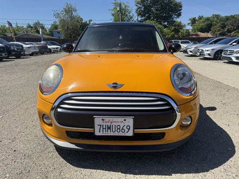 Used 2015 MINI Cooper 2-Door Hardtop image 2