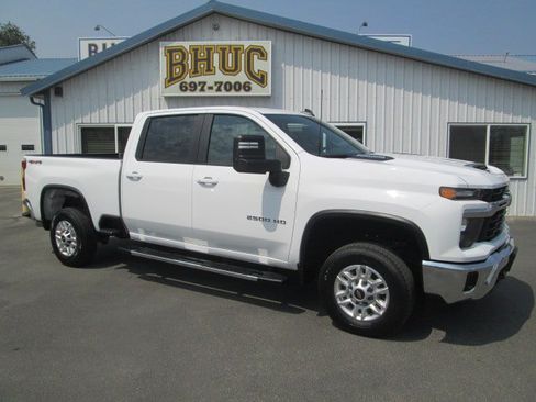 Used 2025 Chevrolet Silverado 2500 LT w/ Convenience Package AWD/4WD image 1