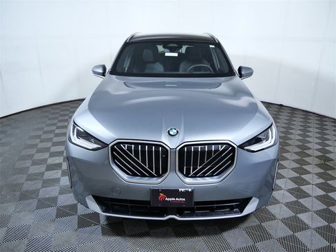 Used 2025 BMW X3 xDrive30i image 3