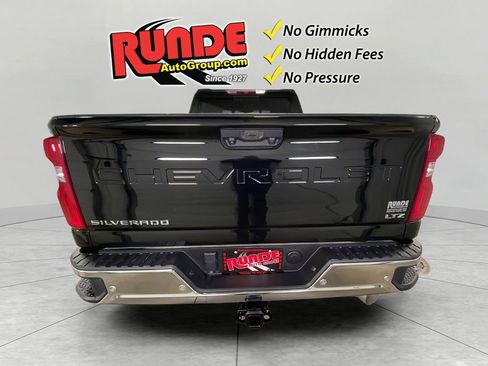 Used 2022 Chevrolet Silverado 2500 LTZ w/ LTZ Plus Package image 4