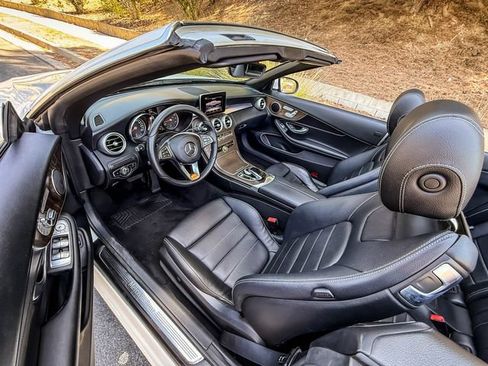 Used 2018 Mercedes-Benz C 300 Cabriolet image 5