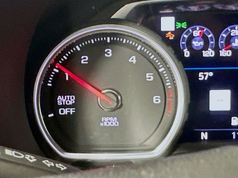 Used 2021 Chevrolet Tahoe Premier w/ Premium Package image 13