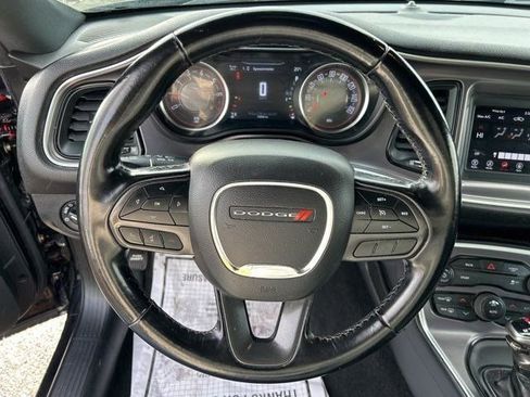 Used 2021 Dodge Challenger SXT image 16