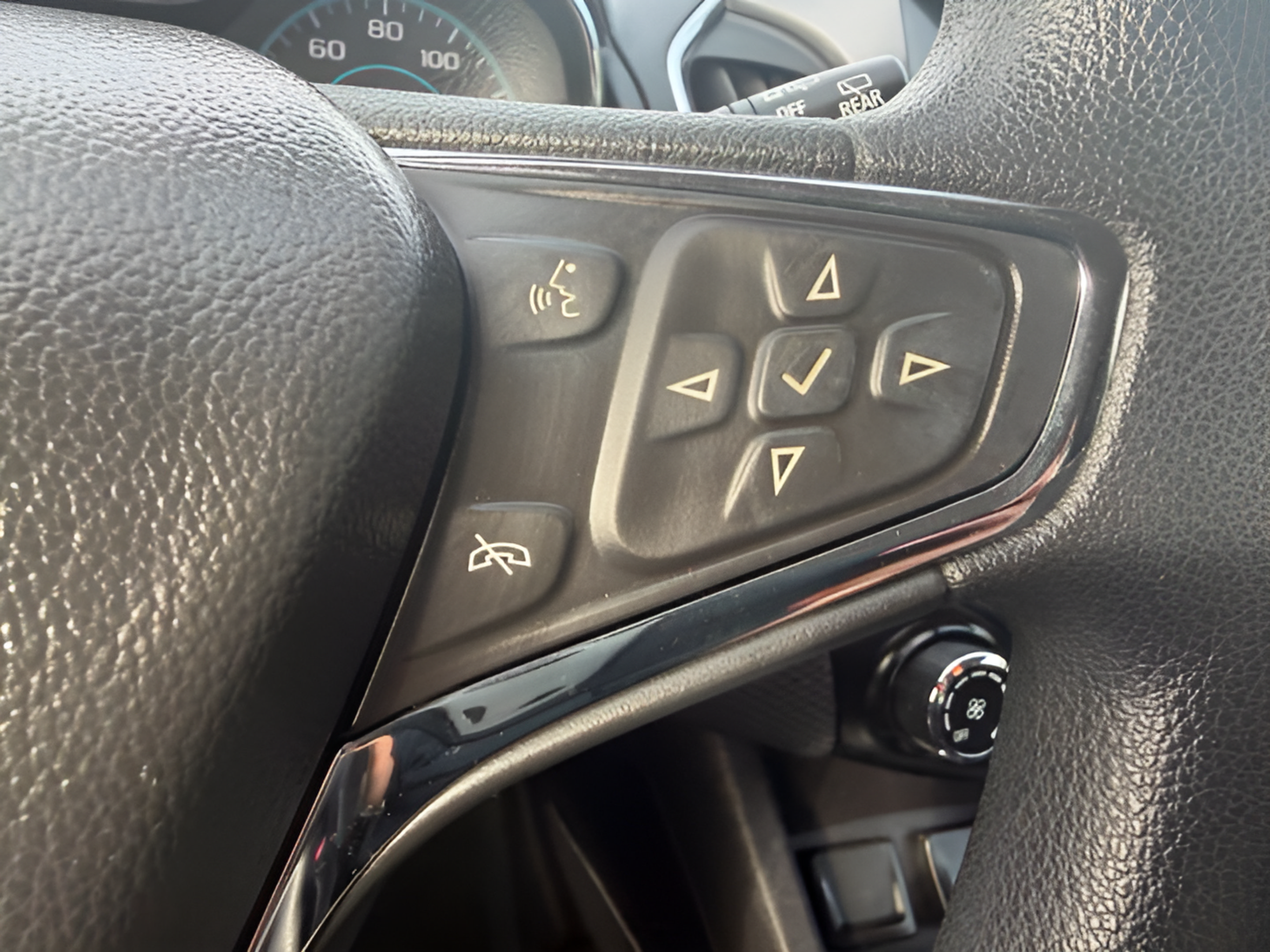 Used 2017 Chevrolet Cruze LT w/ Convenience Package FWD image 14
