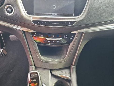 Used 2019 Cadillac XT5 Premium Luxury FWD image 6
