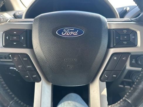 Used 2018 Ford F150 Lariat w/ Equipment Group 502A Luxury image 20