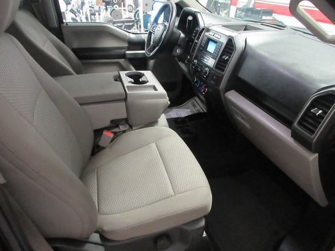 Used 2017 Ford F150 XLT w/ Equipment Group 301A Mid AWD/4WD image 8
