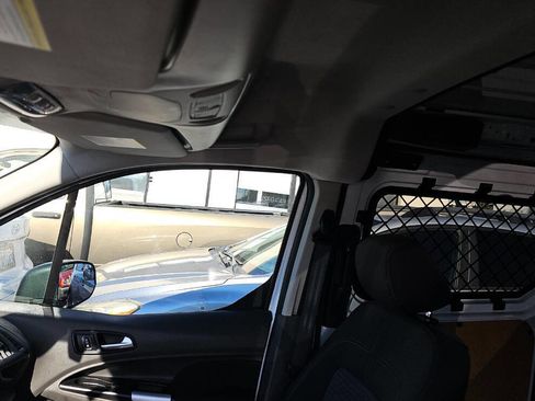 Used 2020 Ford Transit Connect XLT image 11