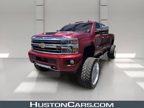 Used 2019 Chevrolet Silverado 2500 High Country w/ Duramax Plus Package AWD/4WD image 1